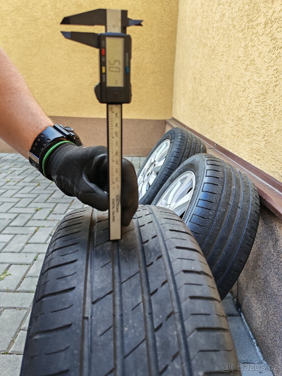 ALU kola Renault - 6