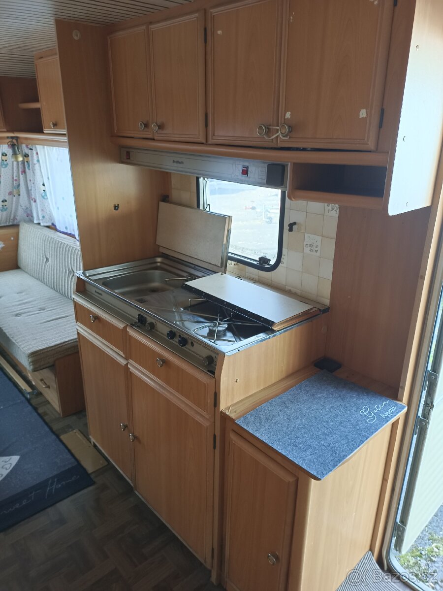 Dethleffs 450+předstan - 6