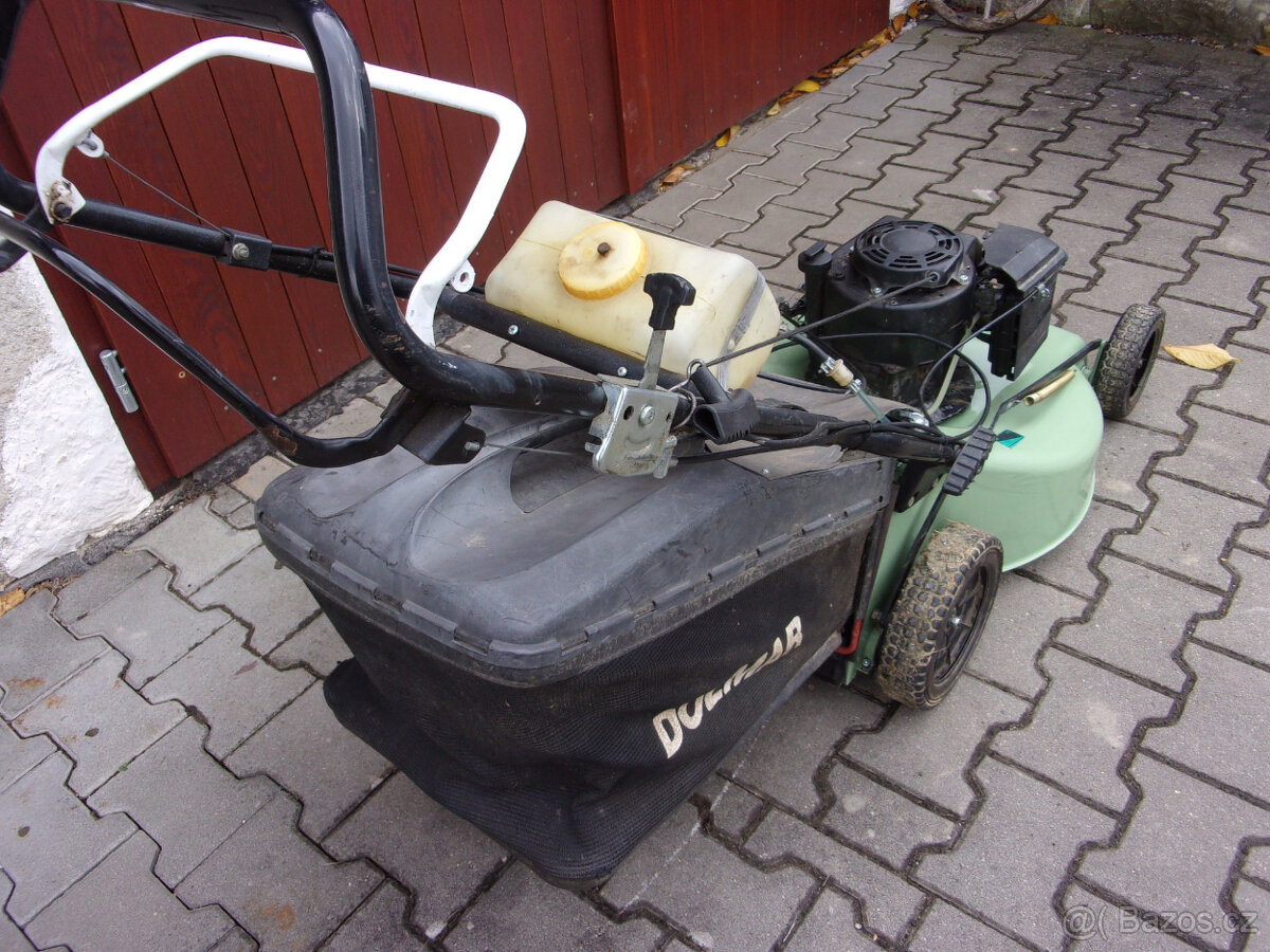 zahradní sekačka - 6
