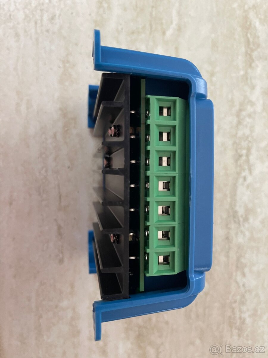 Victron BlueSmart IP22 nabíječka baterií 24V/16A + balancer - 6