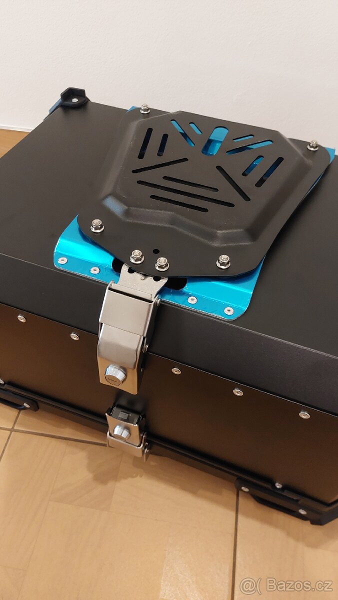 Hliníkový kufr top case 65 litrů NOVÝ - 6