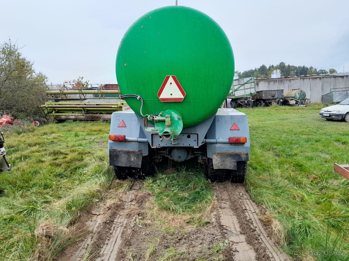 Cisterna/ fekál - 6