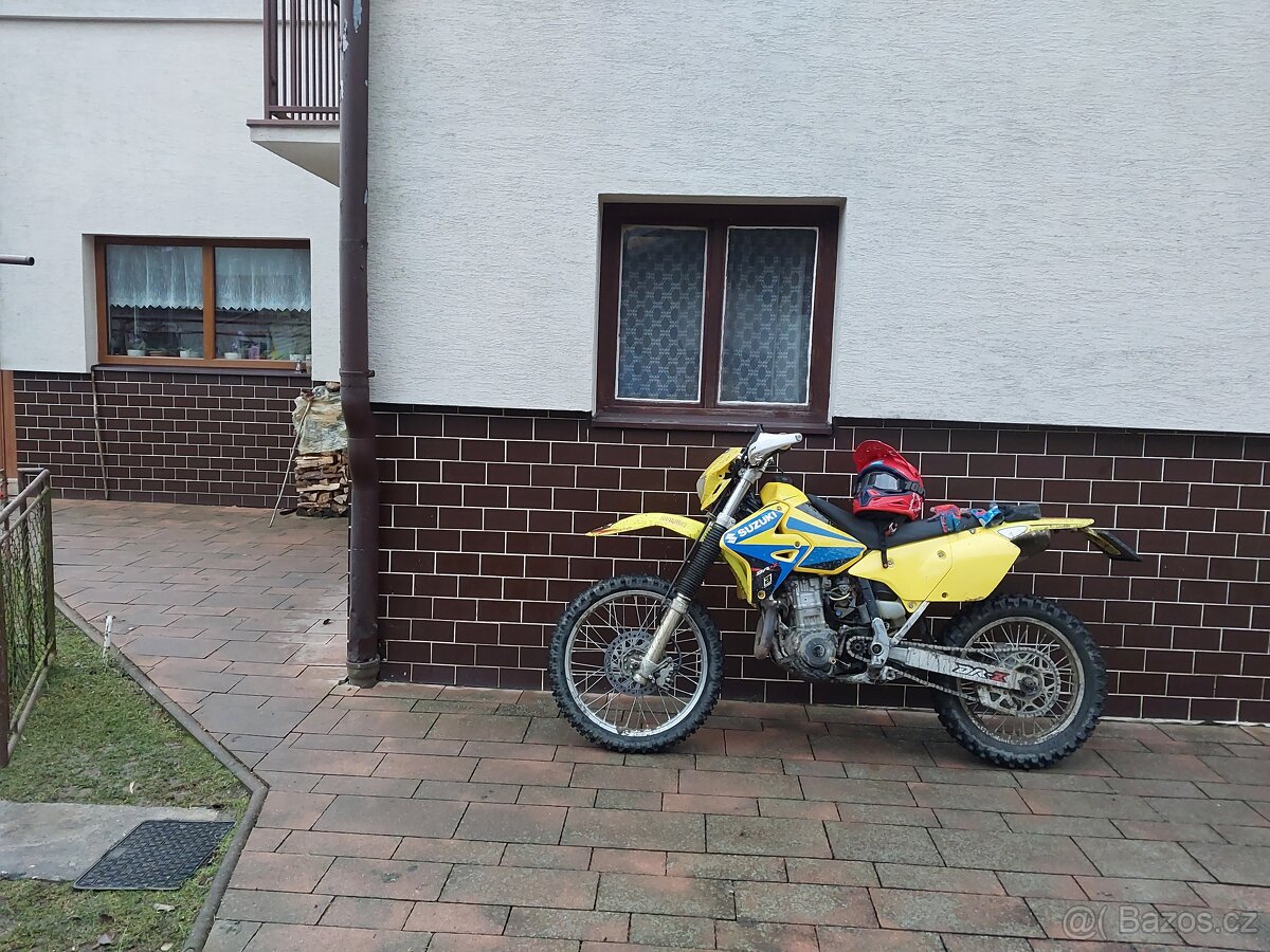 Suzuki DRZ 400 - 6