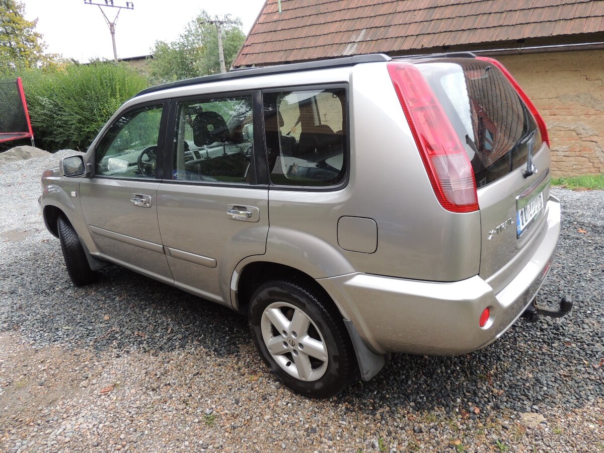 Nissan X-TRAIL T30 121kw rok 2004 - 6