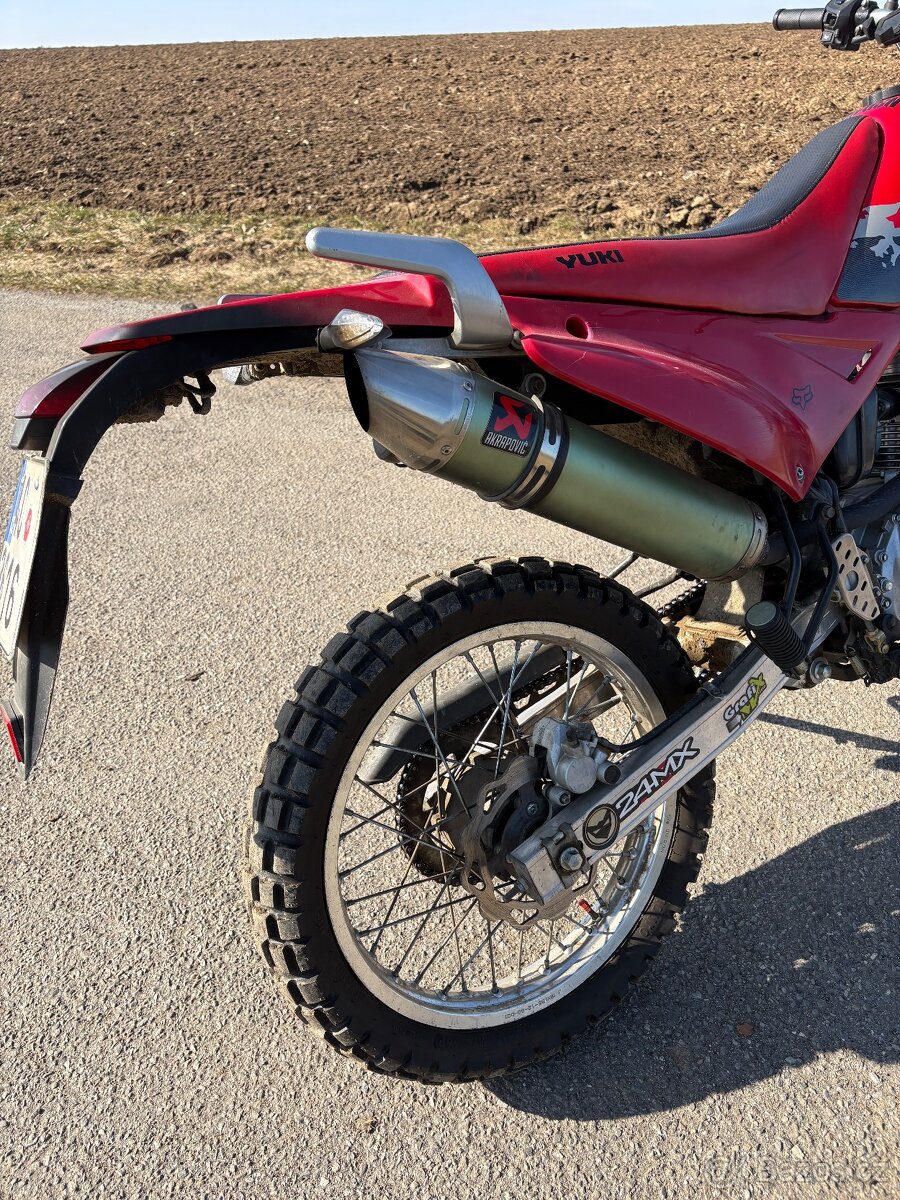 Yuki tr 125 - 6