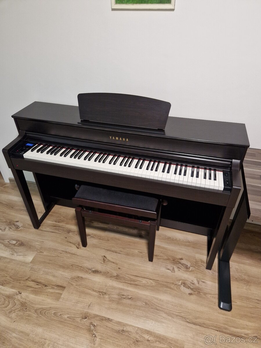 Digitální piano Yamaha Clavinova CLP-535 R - 6