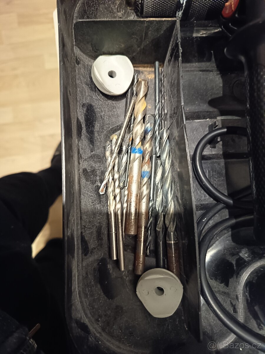 Příklepová vrtačka Black & Decker CD70CRE + vrtáky - 6