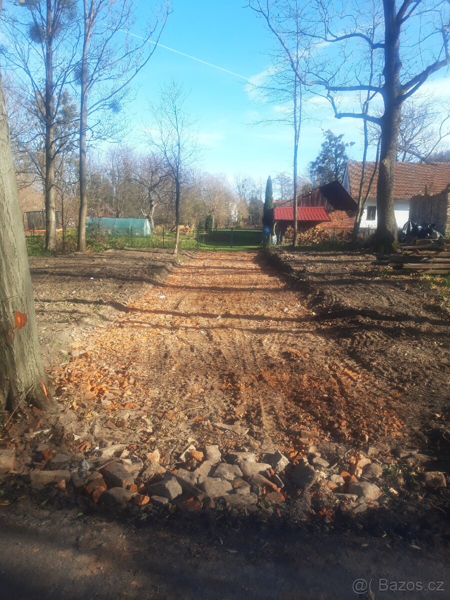 Bagr, zemní práce. pařezy - 6