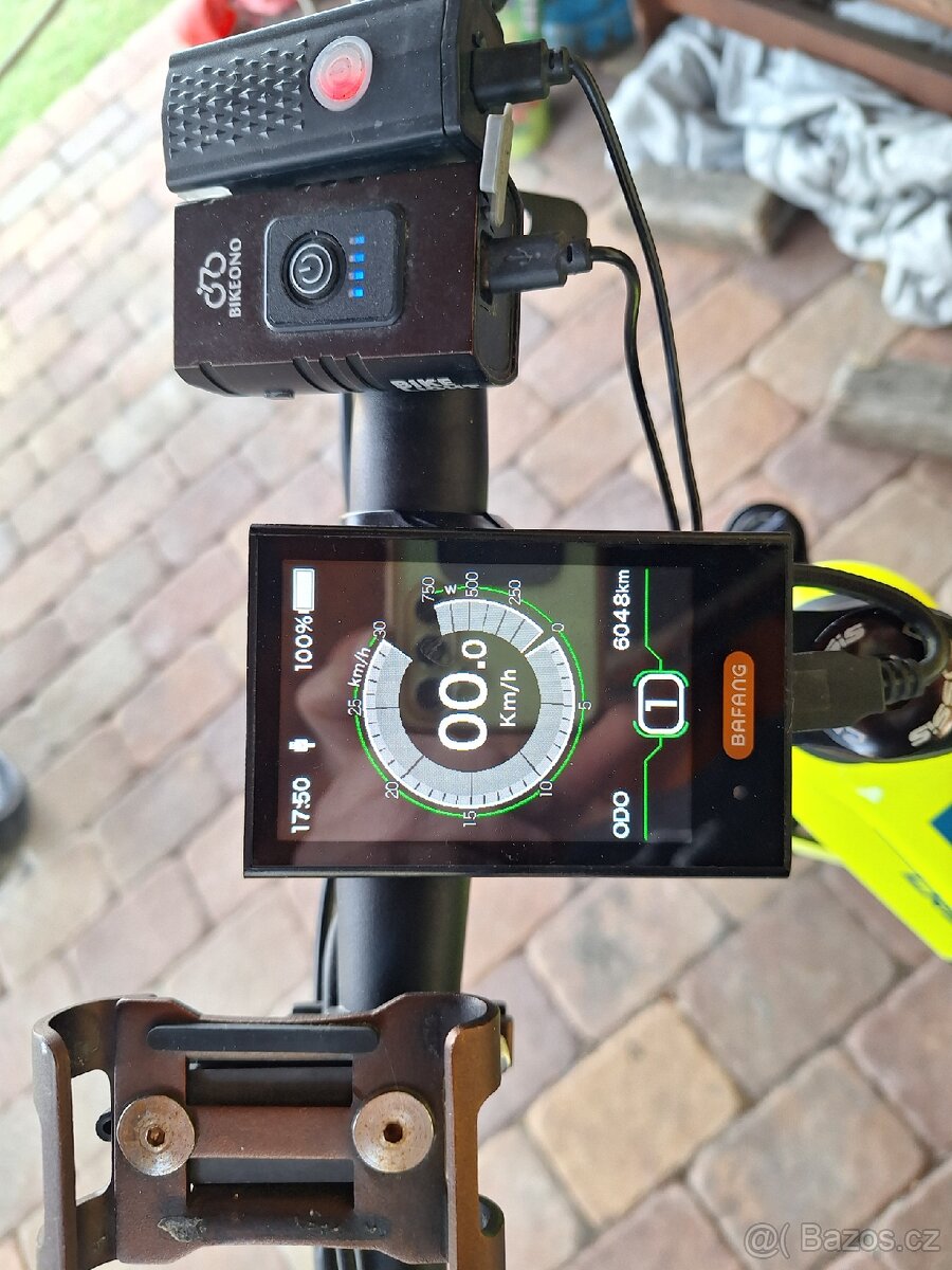 CRUSSIS E-LARGO 7.5 - 6