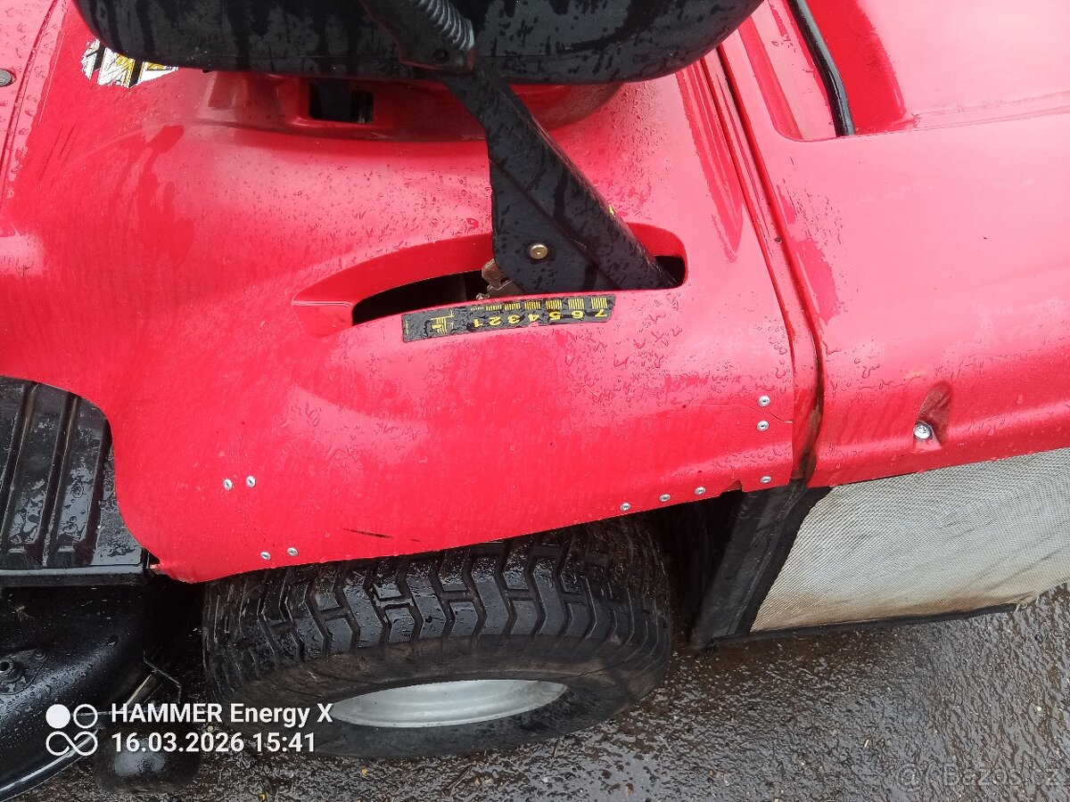 Zahradní traktor Honda HF2216 - 6