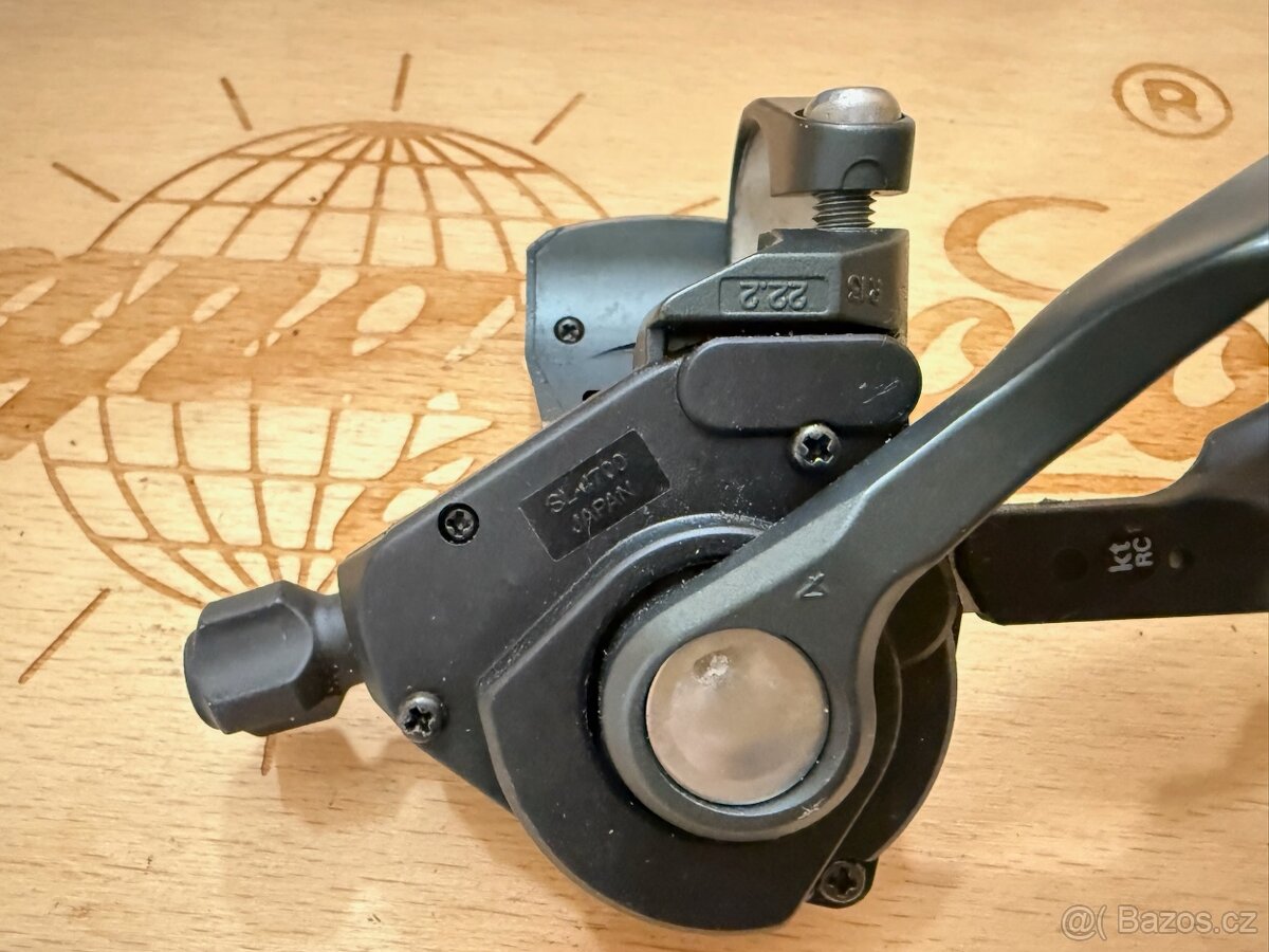 2x MTB řídítka + rohy + 1x Shimano řazení - 6