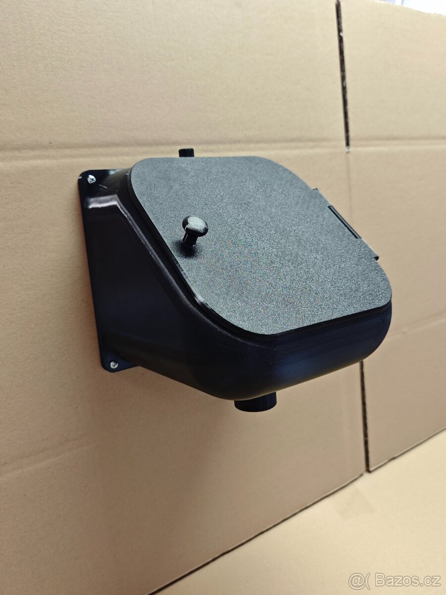 Pisoár na zahradu - 6