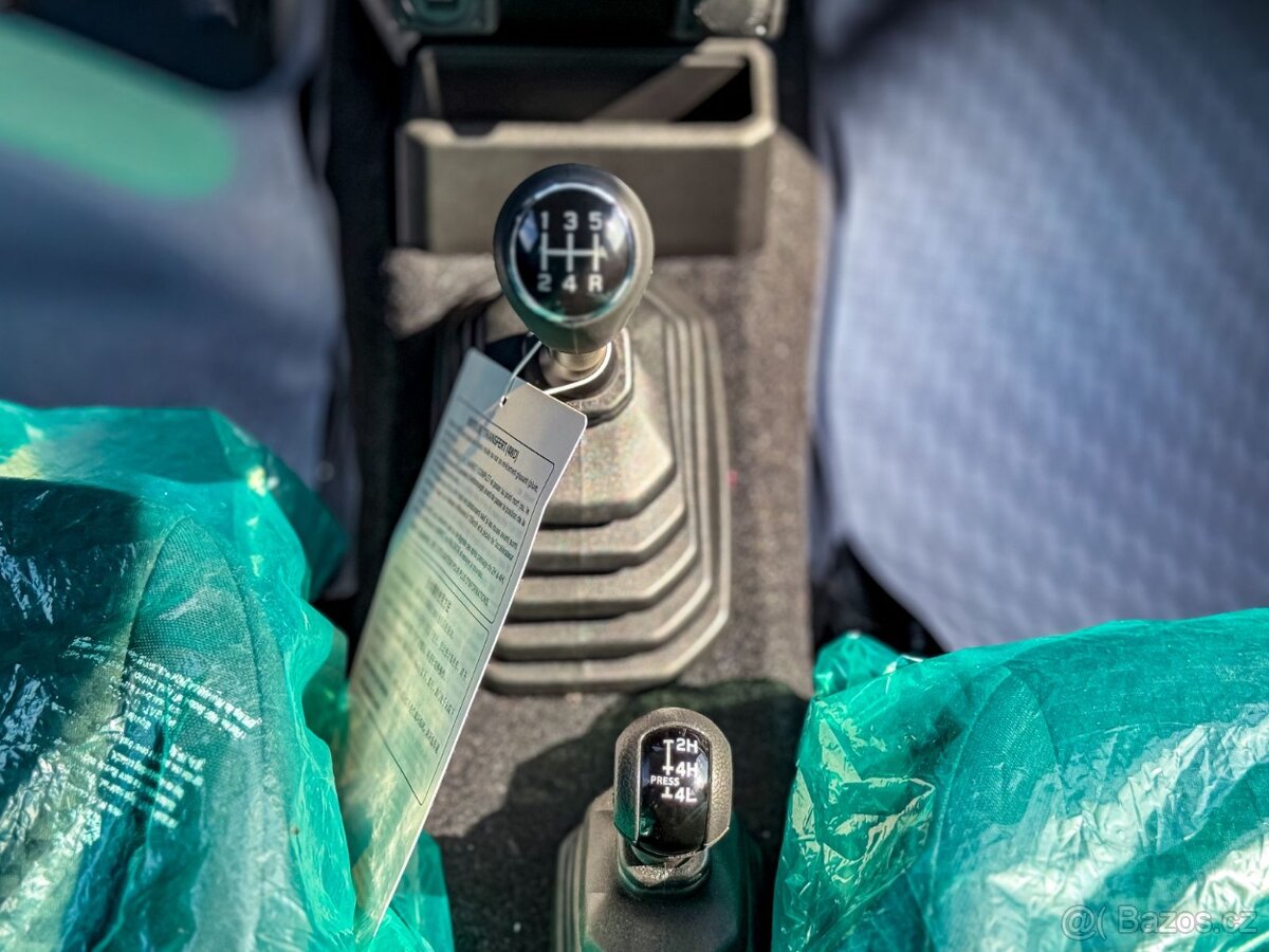 Suzuki Jimny 1.5L 4x4 5 dveří - 6