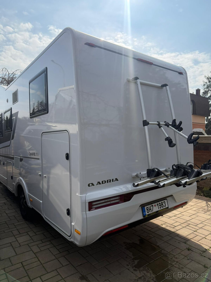 Prodám obytný vůz Adria - 6
