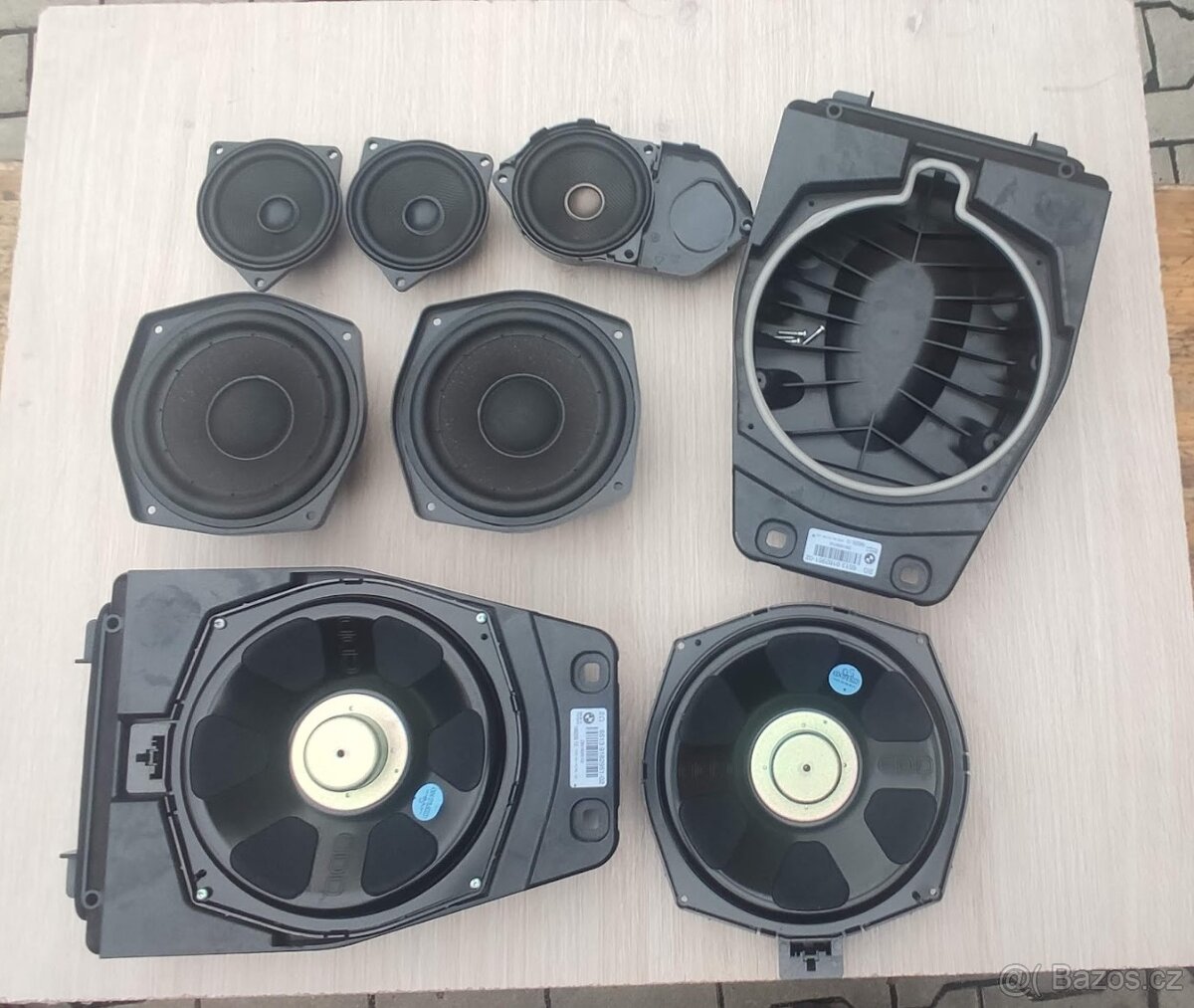 Prodám autorádio z Z4 e89 + 8×repro - 6