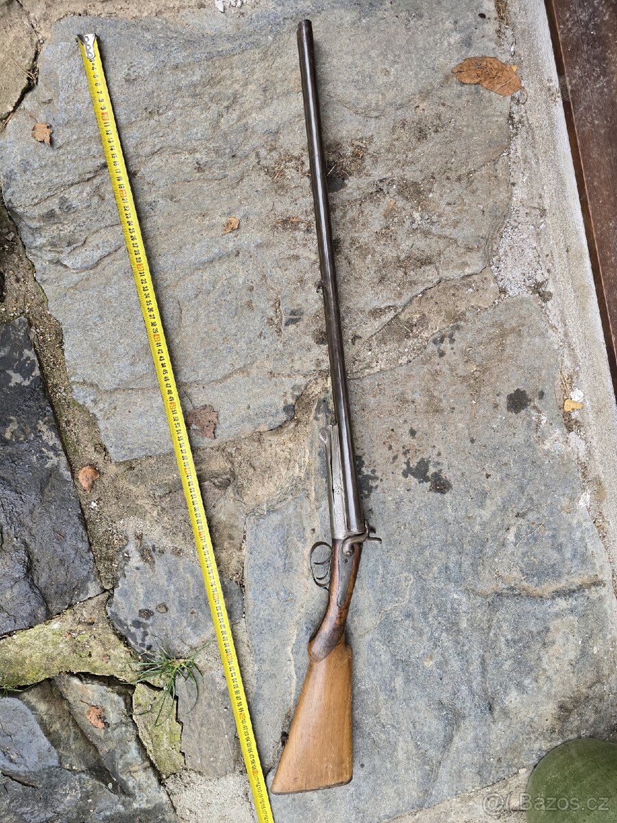 KRÁSNÁ HISTORICKÁ BROKOVNICE - 6