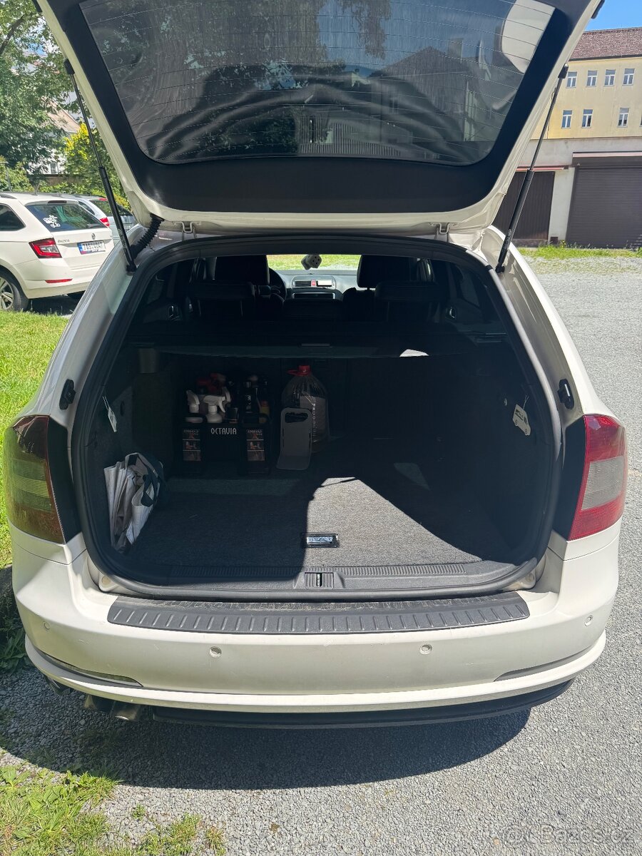 Škoda octavia 2 RS - 6