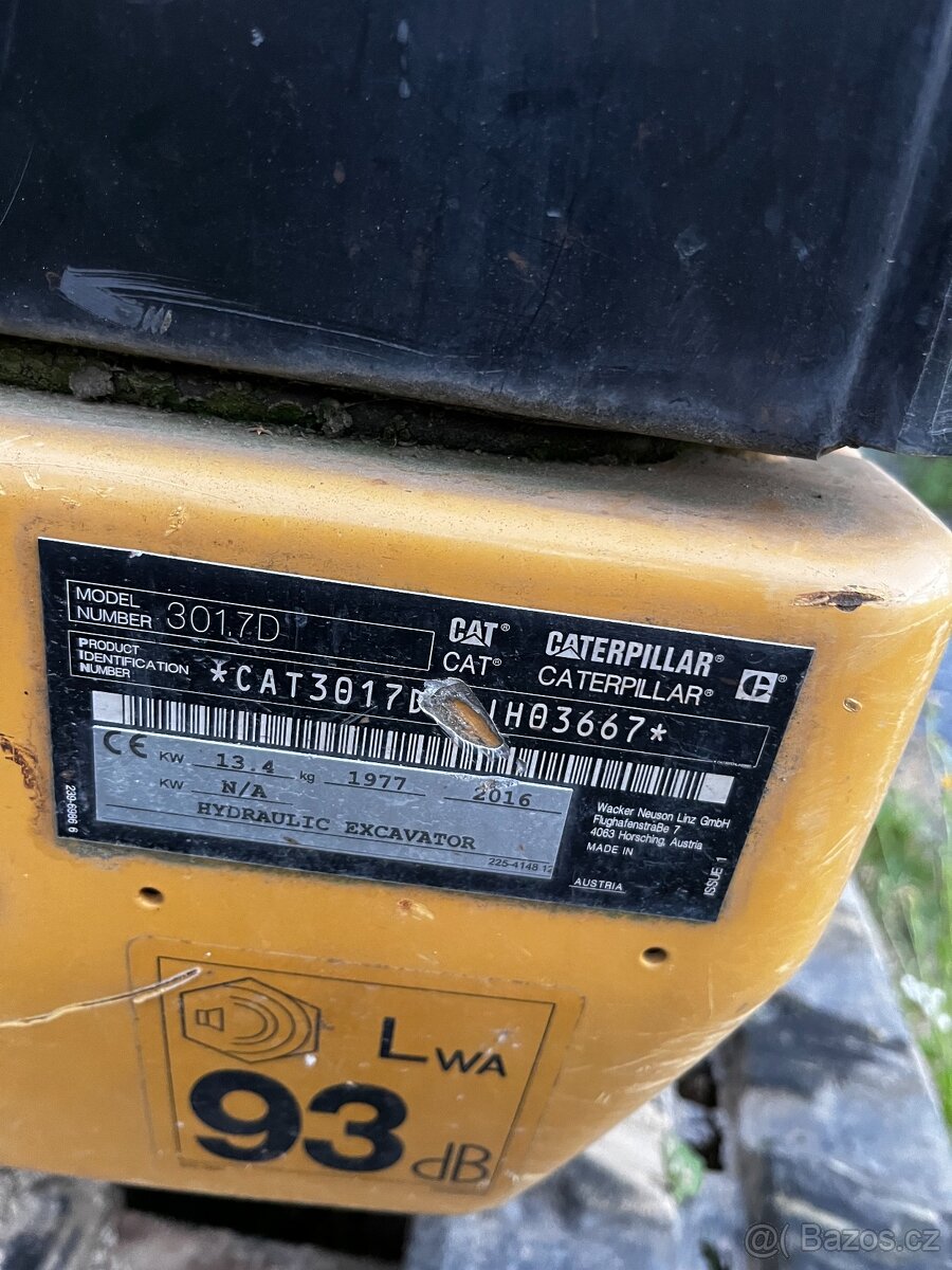 Minibagr Cat 301.7D - 6