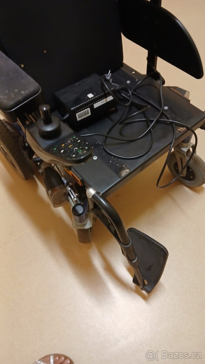 Prodám elektrický invalidní vozík - 6