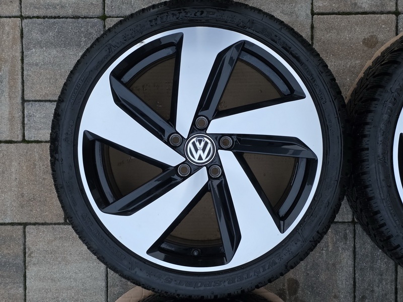 zimní originál VW Golf GTI Milton Keynes 18" 5x112 s pneu - 6