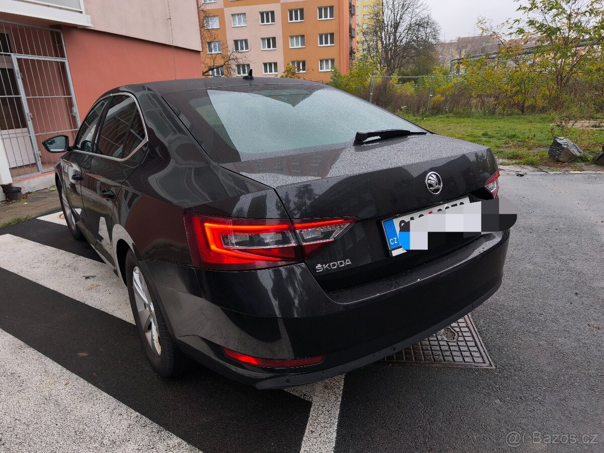 SKODA SUPERB 1.6 TDI · 88 kW · DSG 2018 - 6