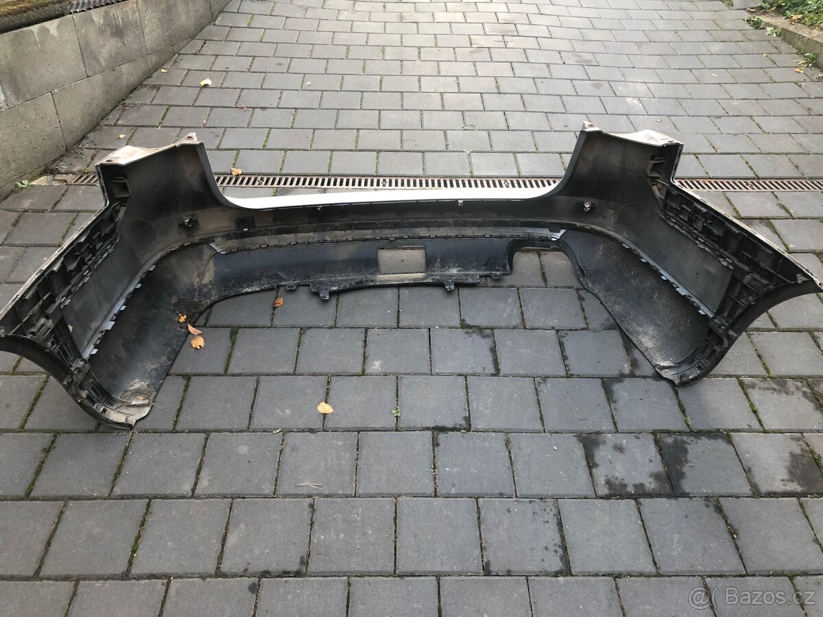 Vw Passat 3C kombi rv:06-09 zadní nárazník,mřížky př. nár. - 6