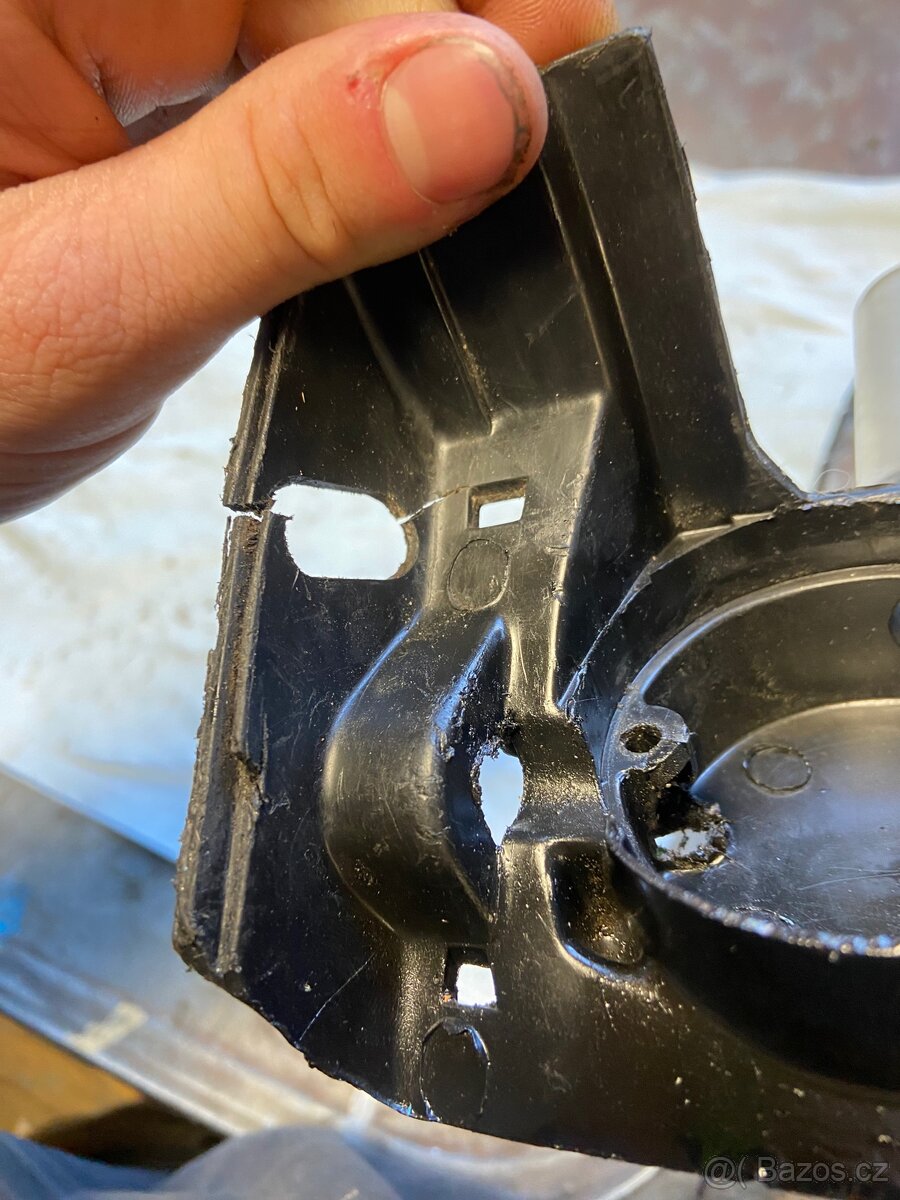 Kryt karburátoru babetta 207 - 6