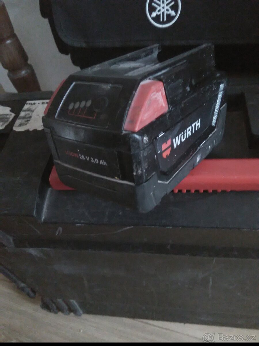 Vrtací kladivo Milwaukee V28HX - 6