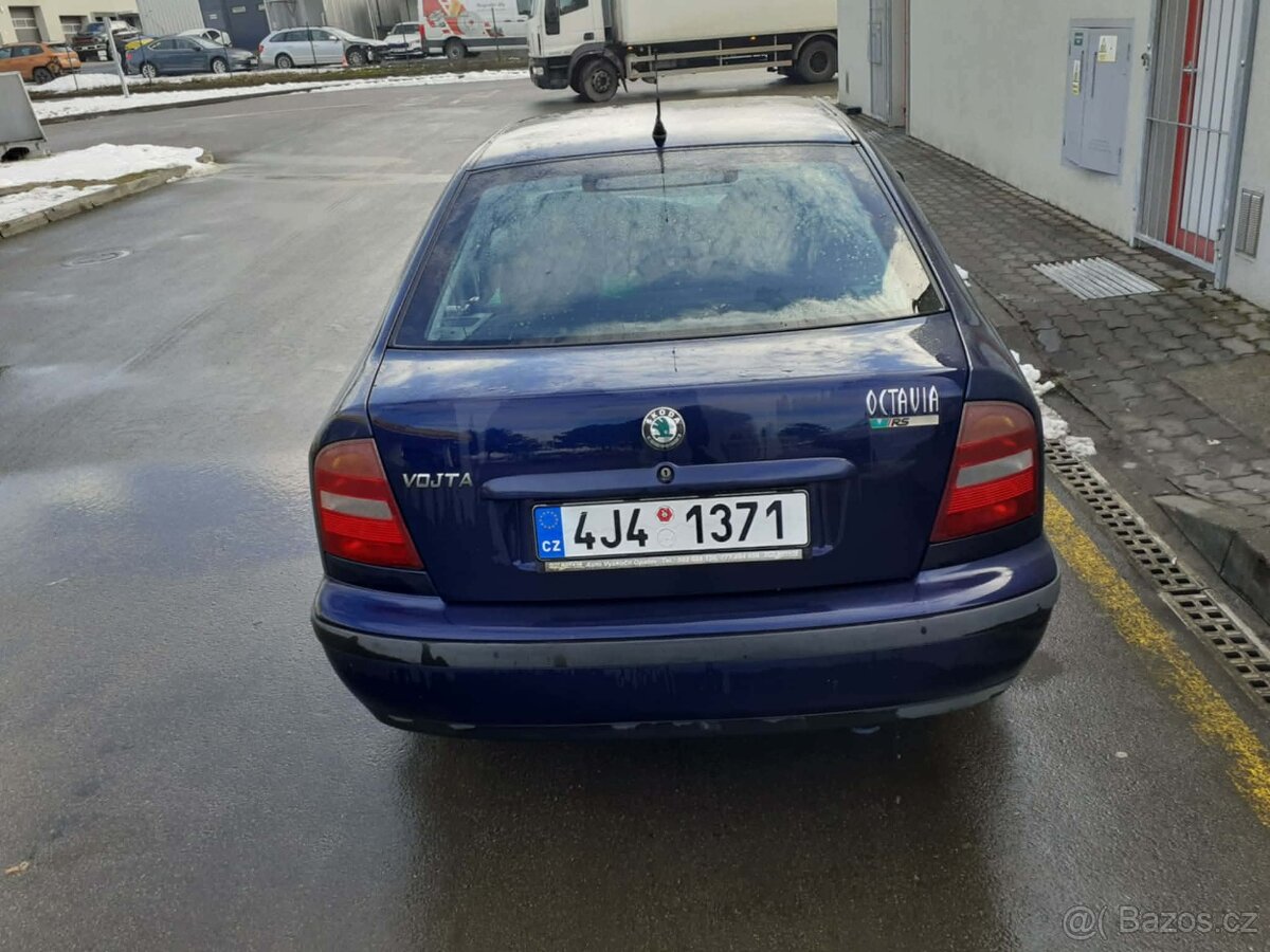 Škoda Octavia 1.6 benzín - 6
