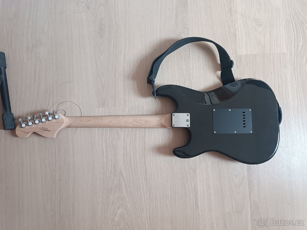 Squier Strat elektrická kytara - 6