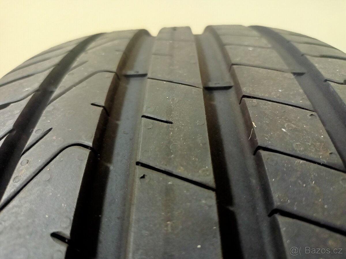 PIRELLI CINTURATO P7 245/50 R19 - 6