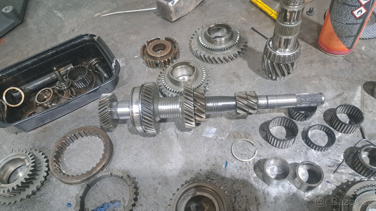 Prodam převodovku transporter Vw t5 ,1.9tdi - 6