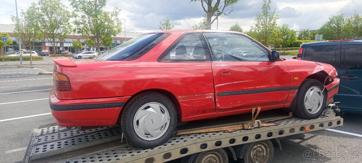 Mazda 626 coupe 1988 - 6