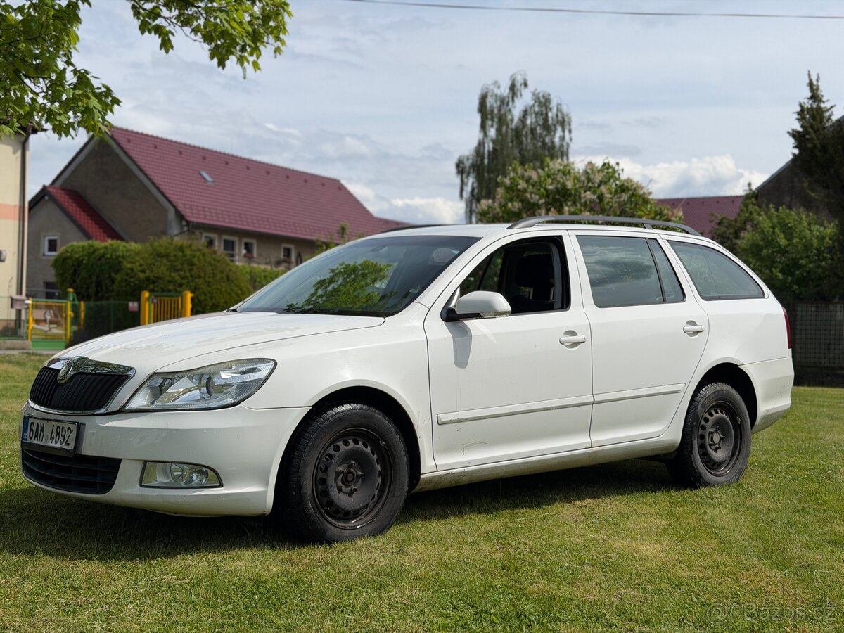 Škoda Octavia combi II dsg - 6