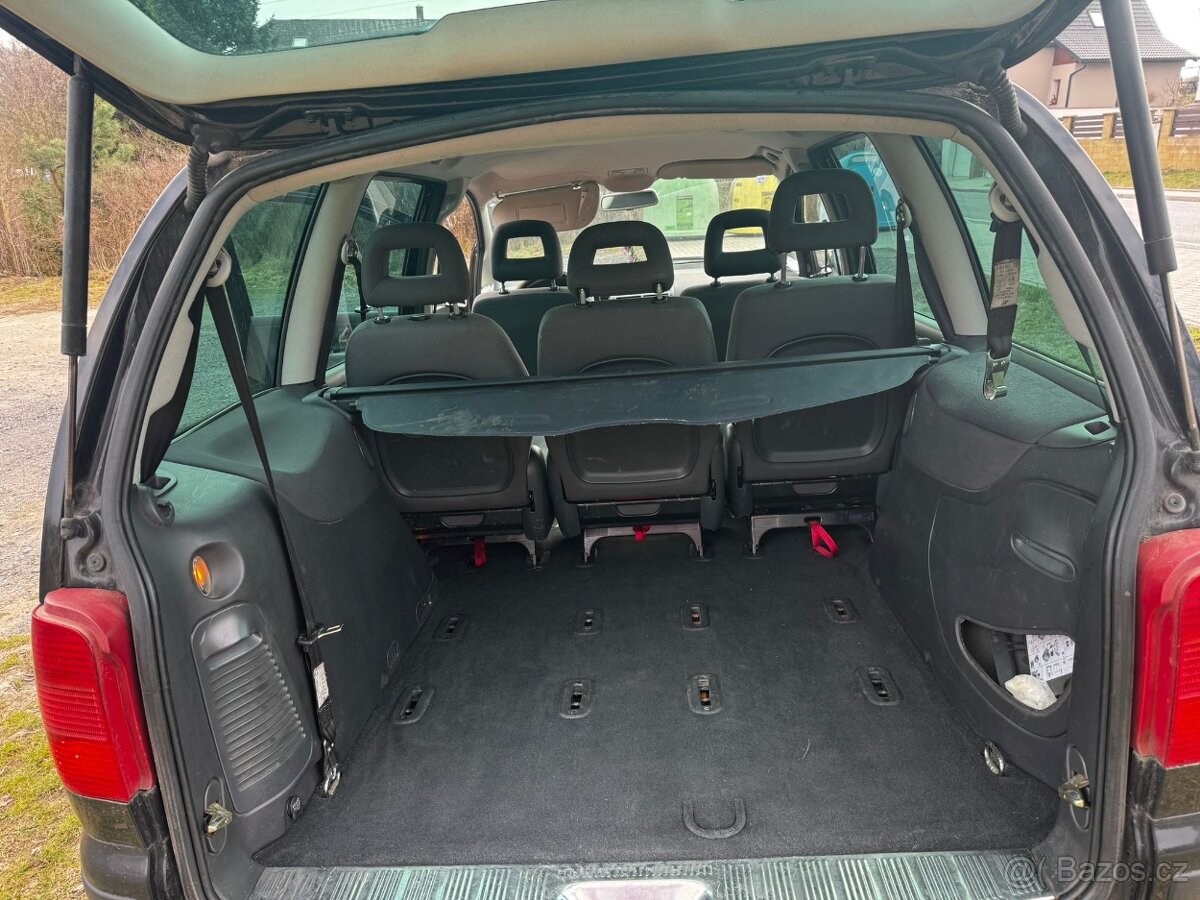 VW Sharan 1.9 96 kw, rok 2023 - 6