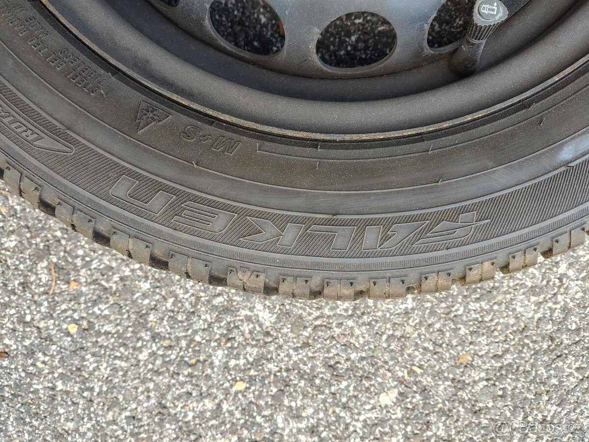 Zimní kola 165/65 R14 - 6