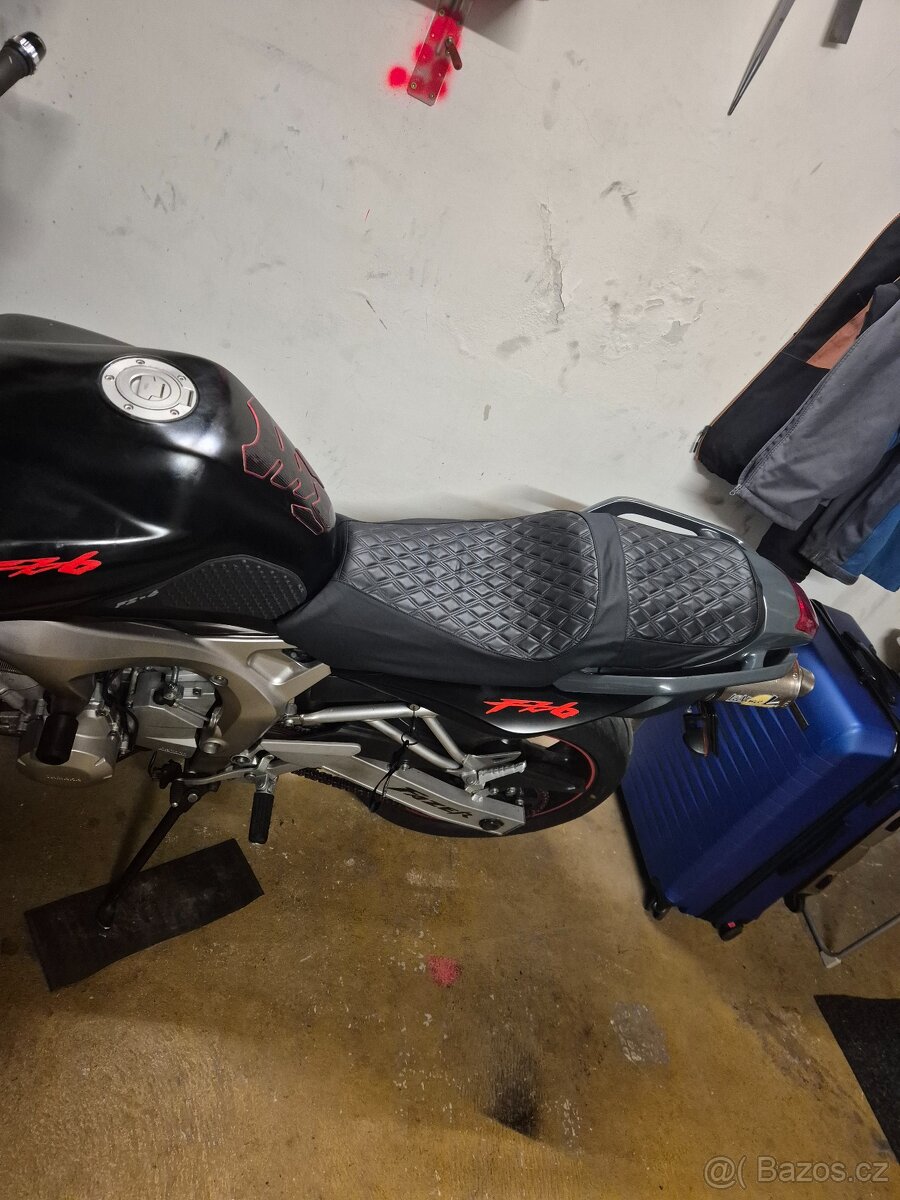 Yamaha fz6 - 6