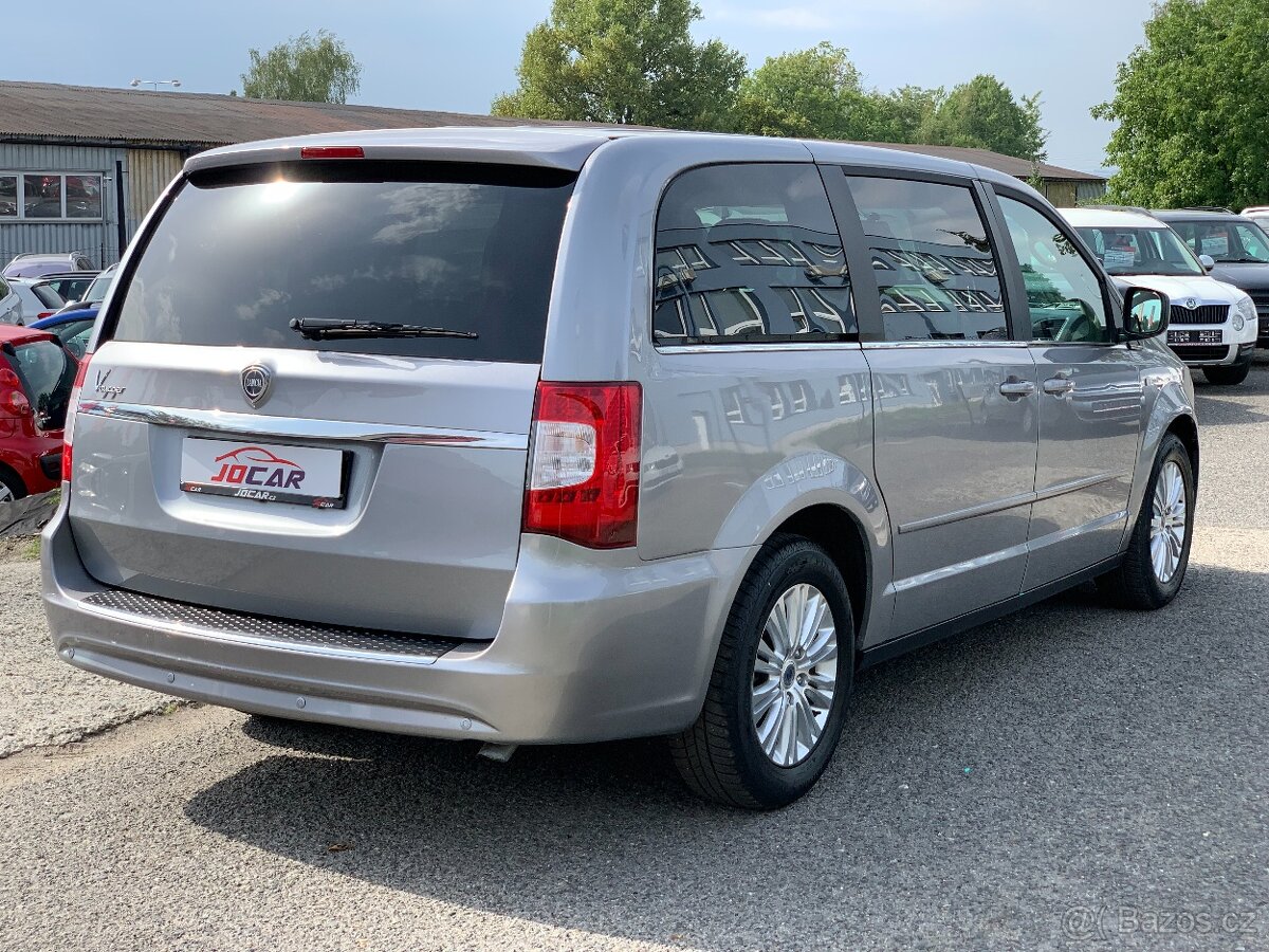 Lancia Voyager 2.8 CRD AUTOMAT 7 MÍST KŮŽE - 6