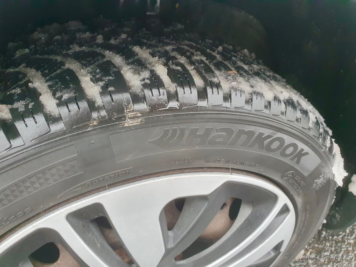 Škoda Fabia 2 1.6 16 v benzin 2009 top stav - 6