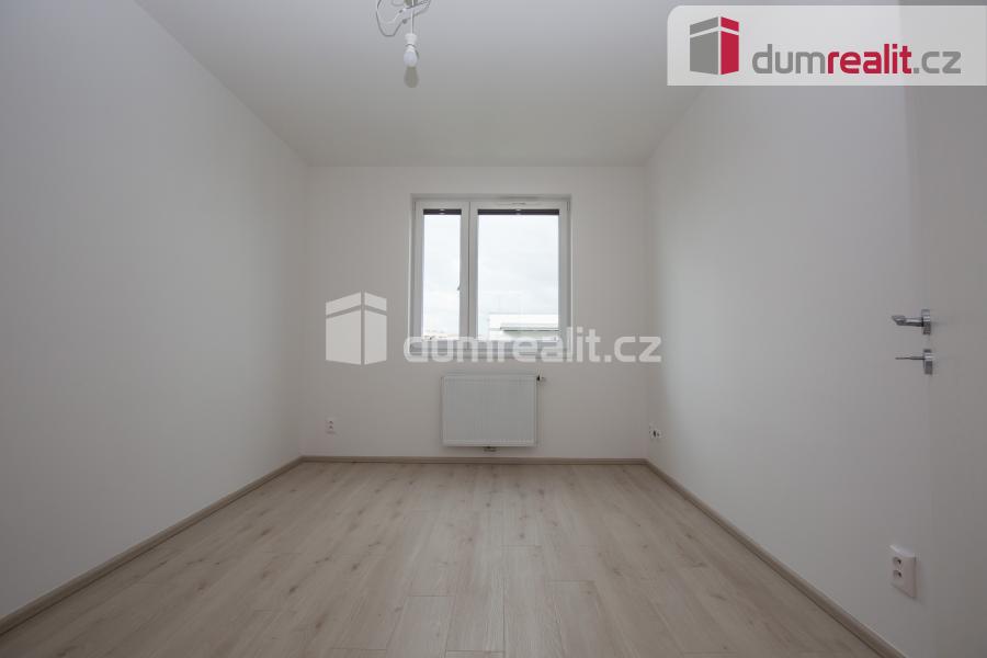 Pronájem bytu 4+kk 94 m2 Praha 4 Háje rezidenční komplex Mil - 6