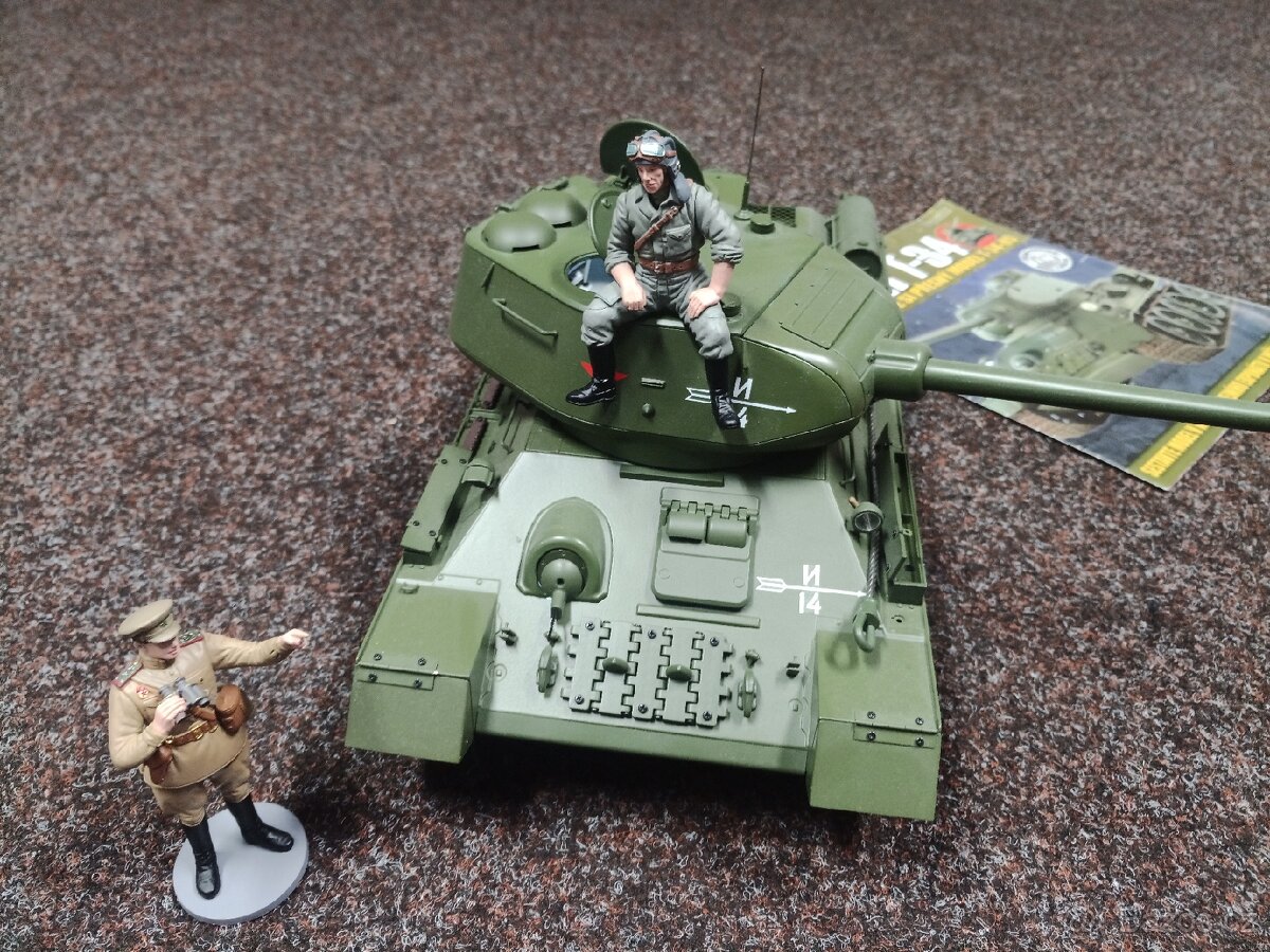 Tank T-34 - 6