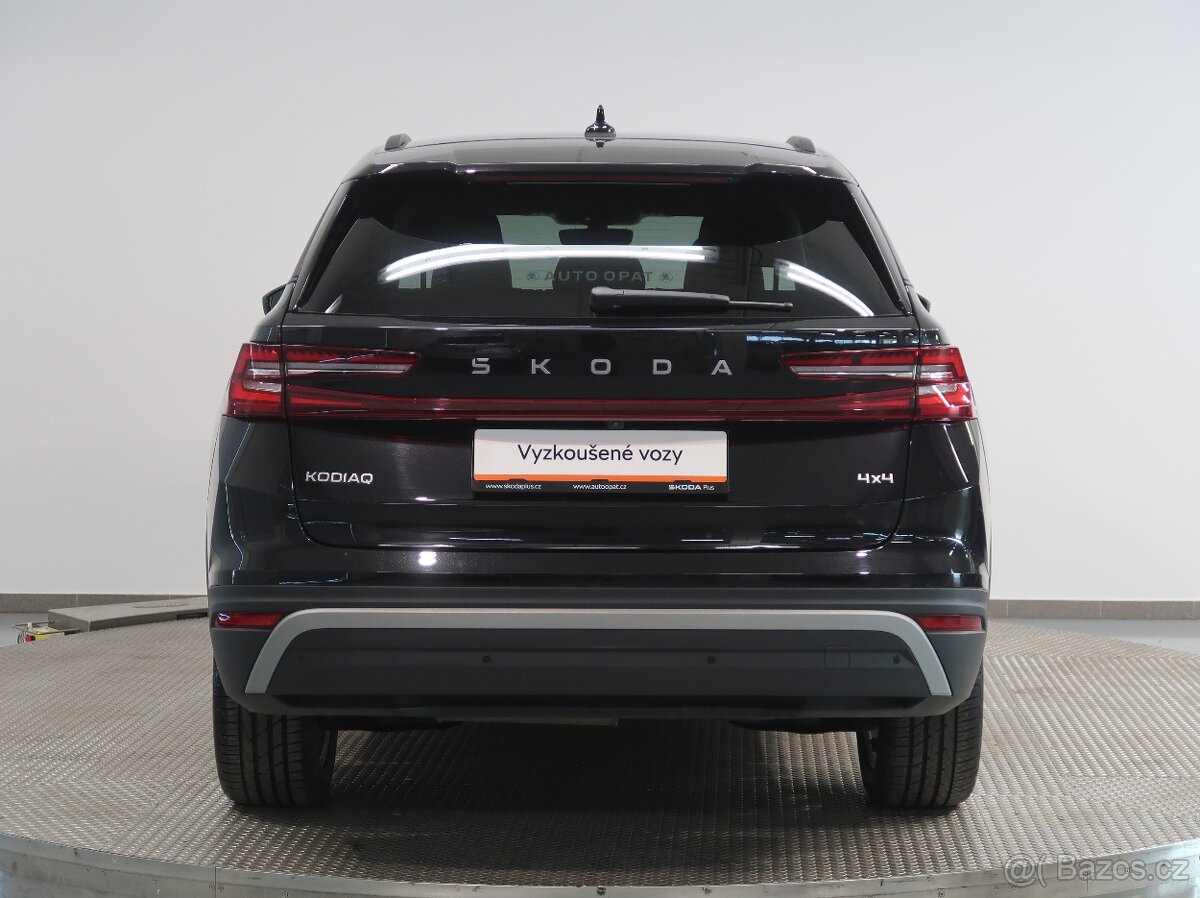 Kodiaq SELECTION 2.0TDI 142KW 4x4 DSG - 6