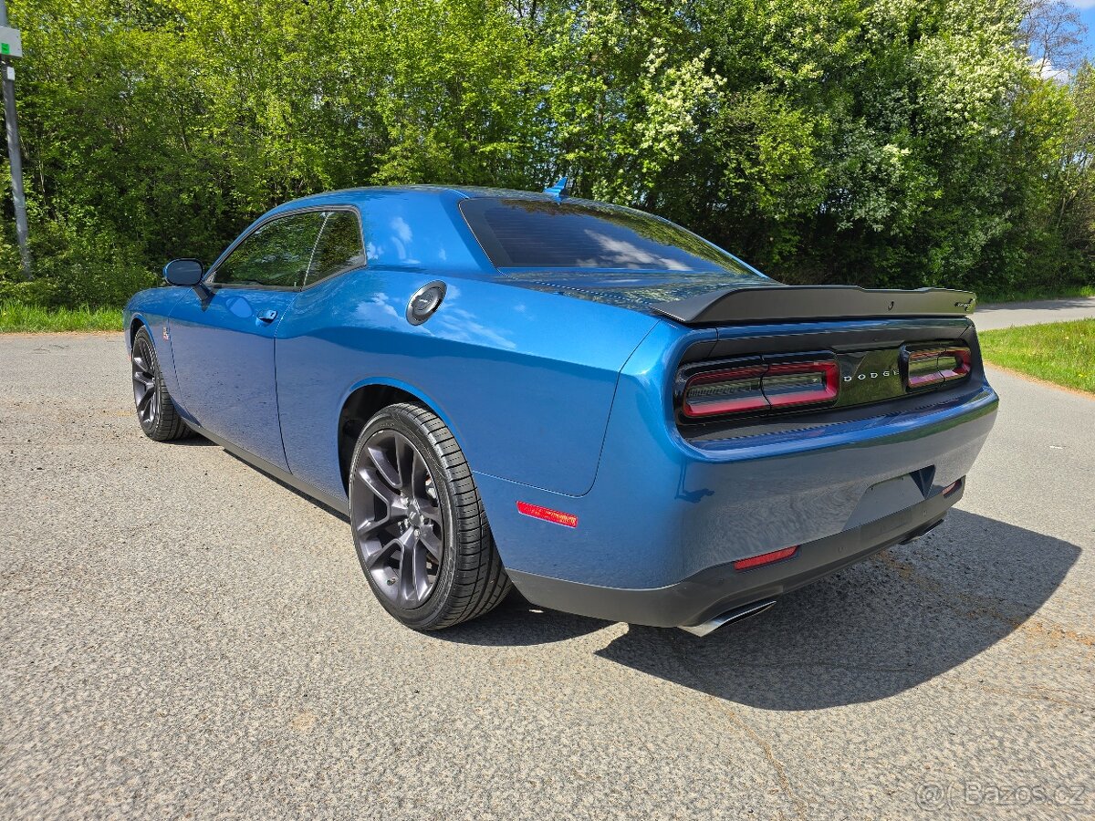 Dodge Challenger, SRT 6,4 SCAT PACK 392 - 6