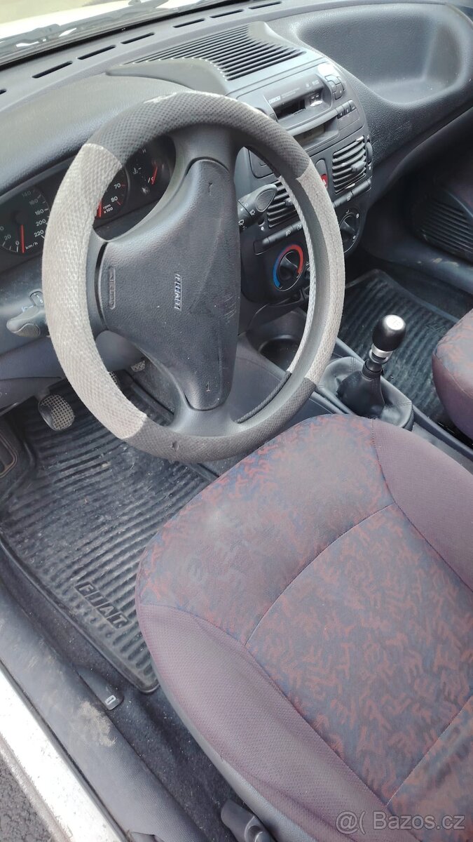 Prodám osobní automobil Fiat - 6