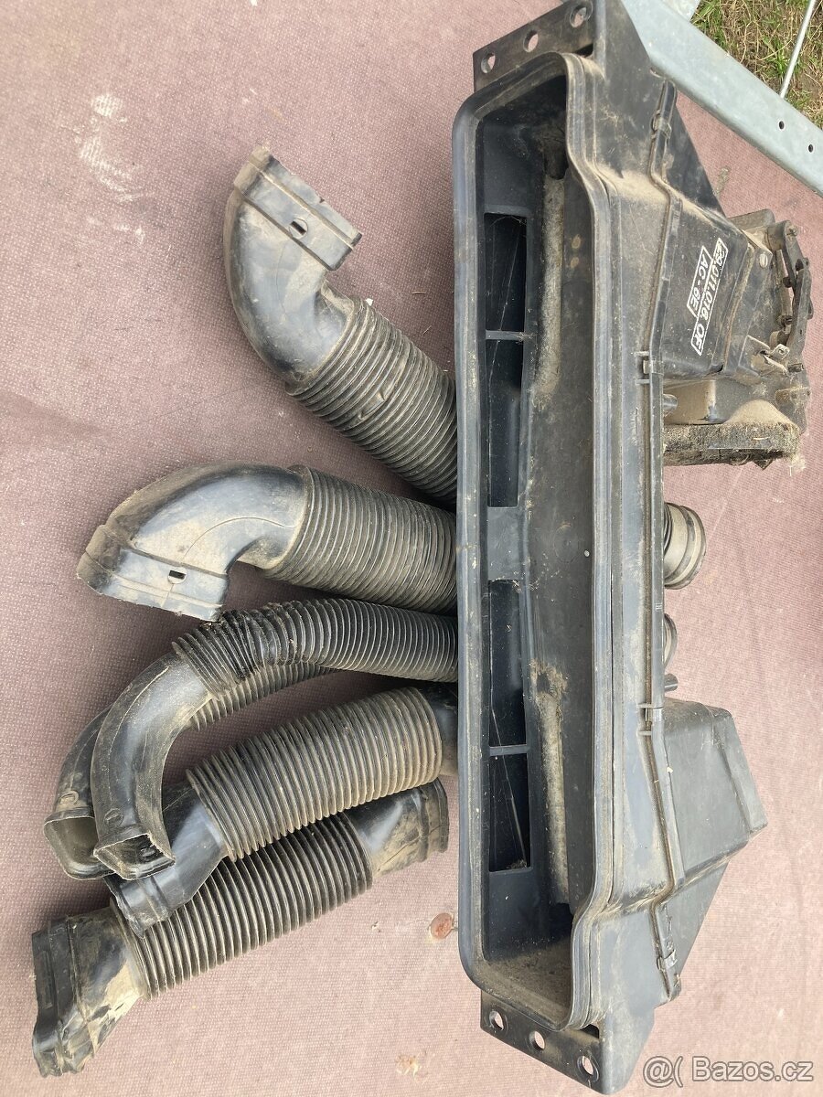 Suzuki samurai díly - 6