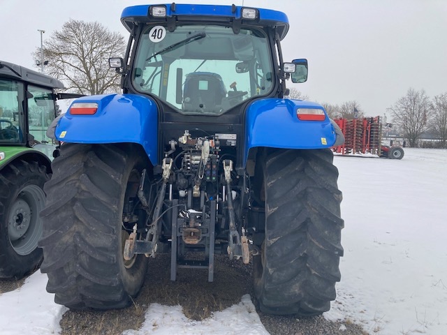 Traktor New Holland T 6090 - 6