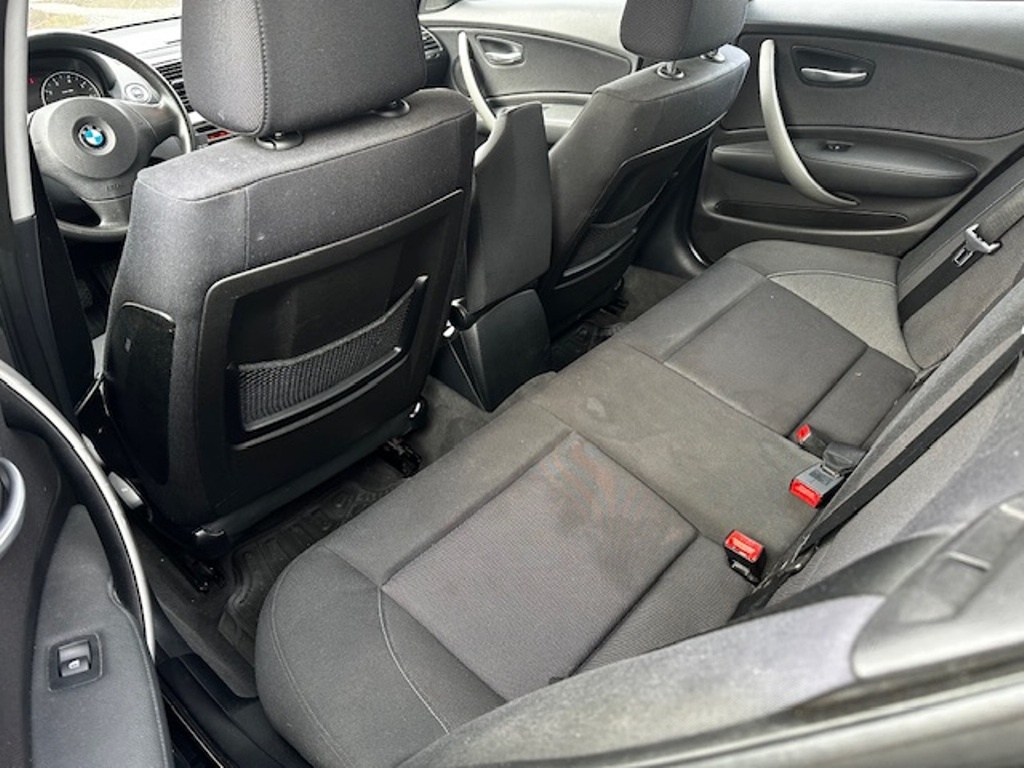 BMW e81 118i 2.0i, r.2007, serviska, STK, klima - 6