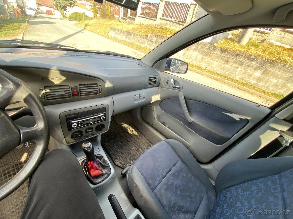 Prodám Škoda octavia 1 generace - 6