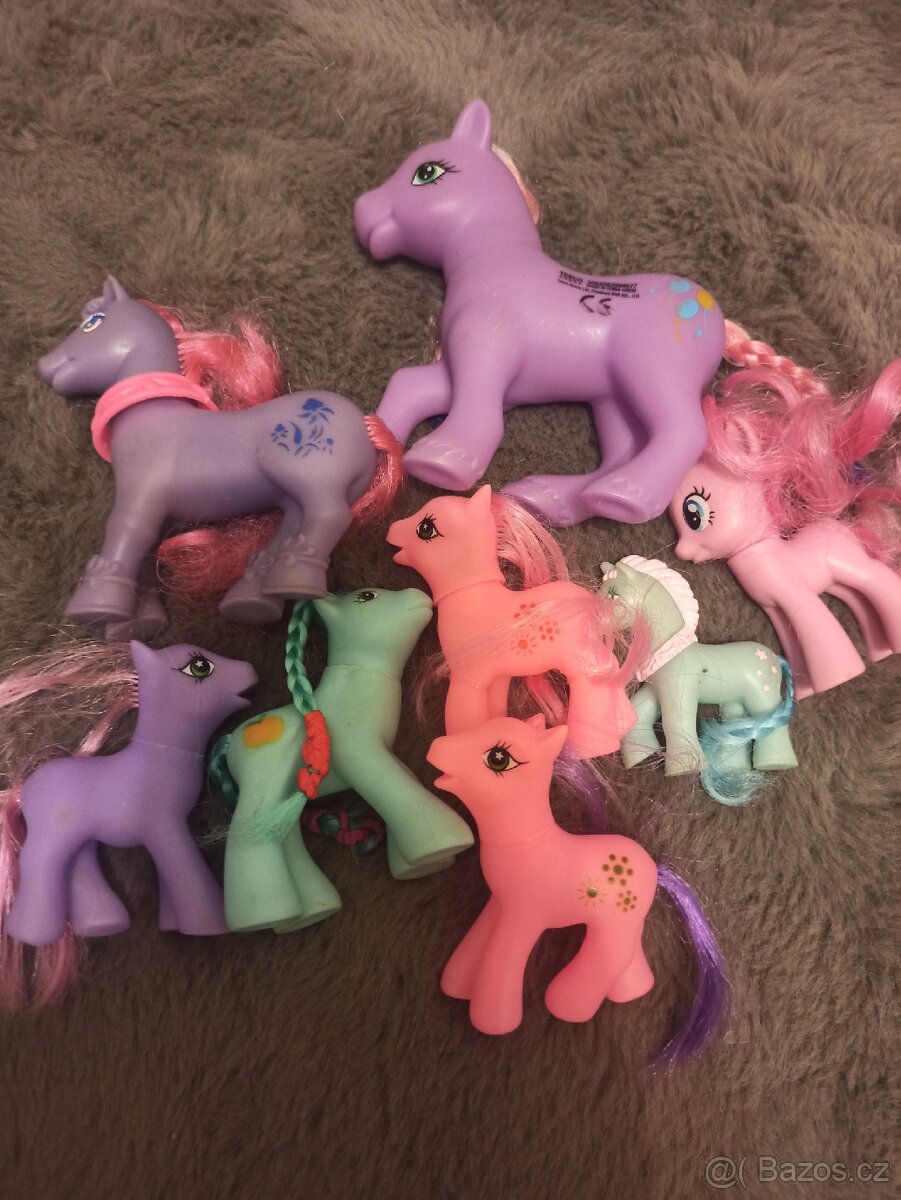 Hráčky, figurky - 6