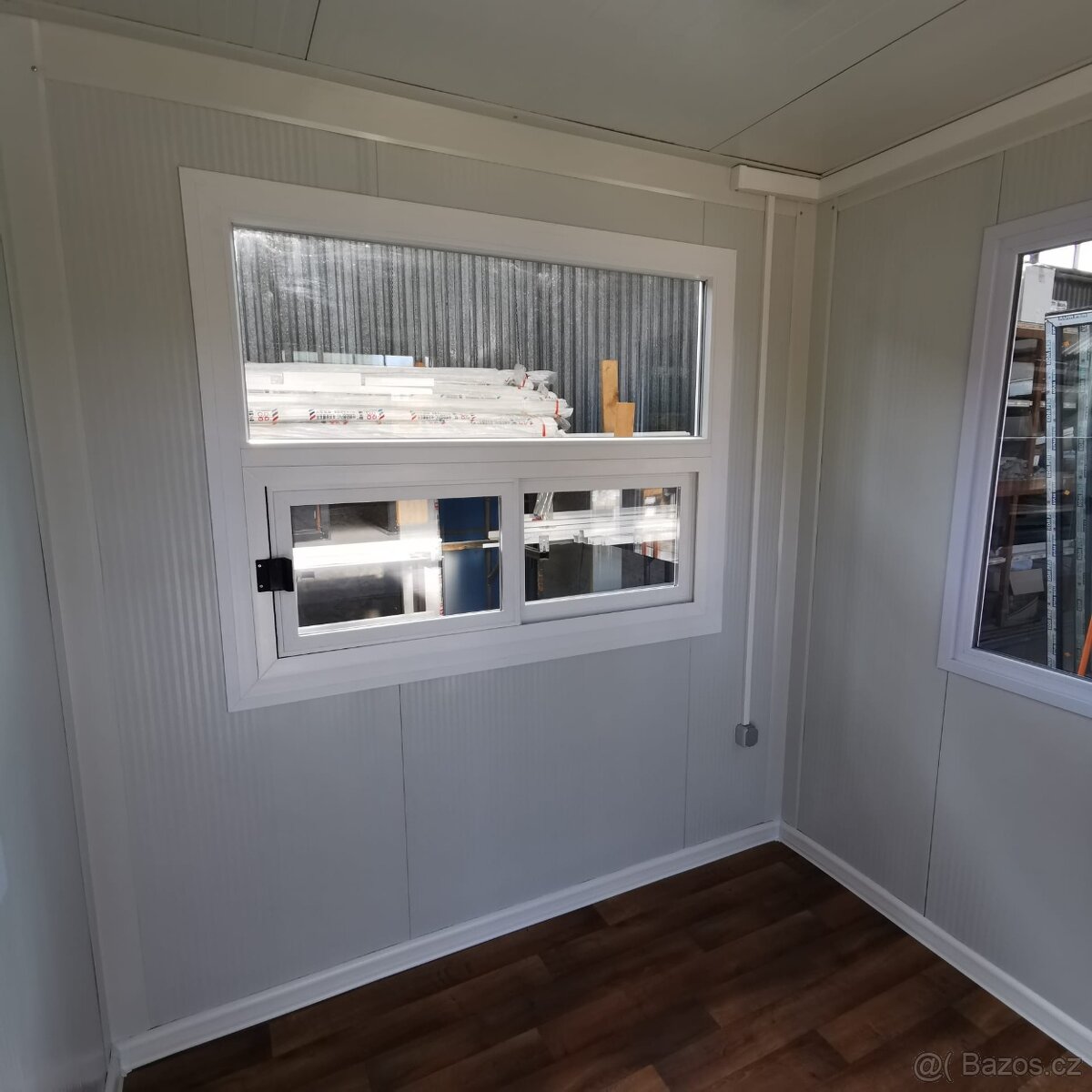 Kontejner PMP-K s výdejovým oknem 2,4 x 2,4 m - 6